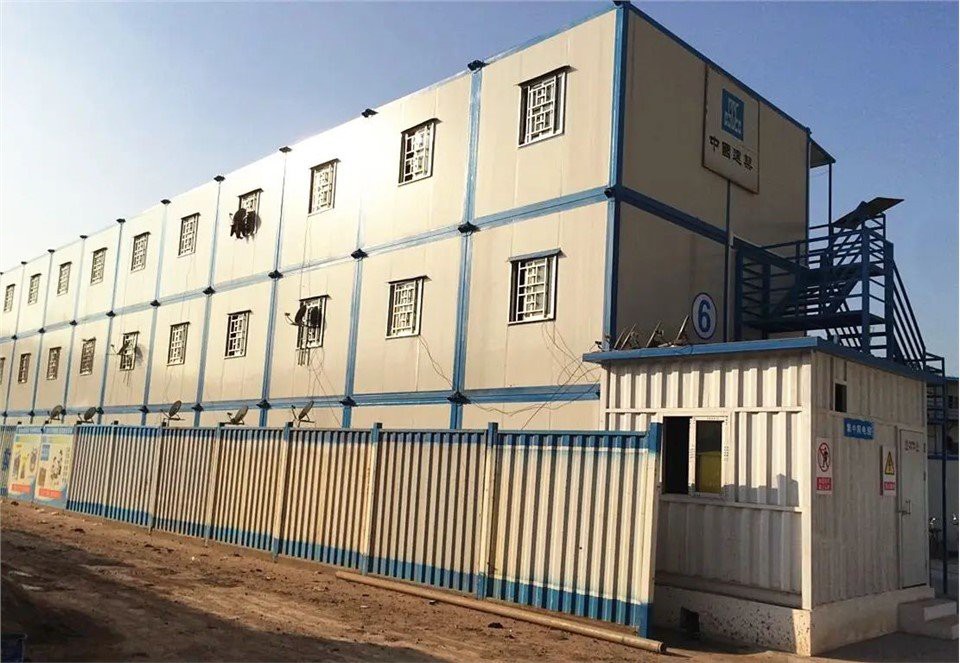 Casas contenedor para equipos